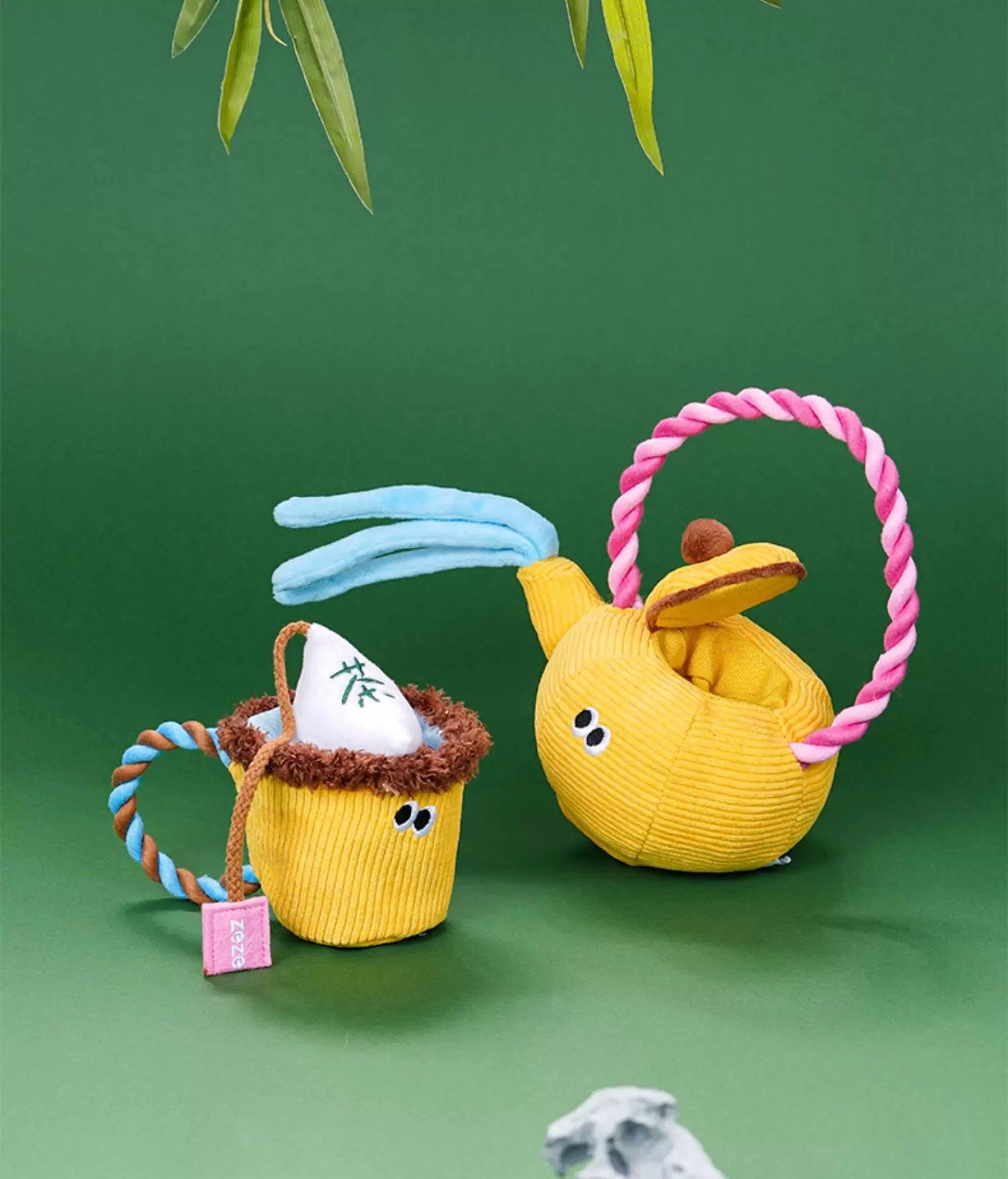 Zeze Teapot & Tea Cup Soft Dog Toy with Rope